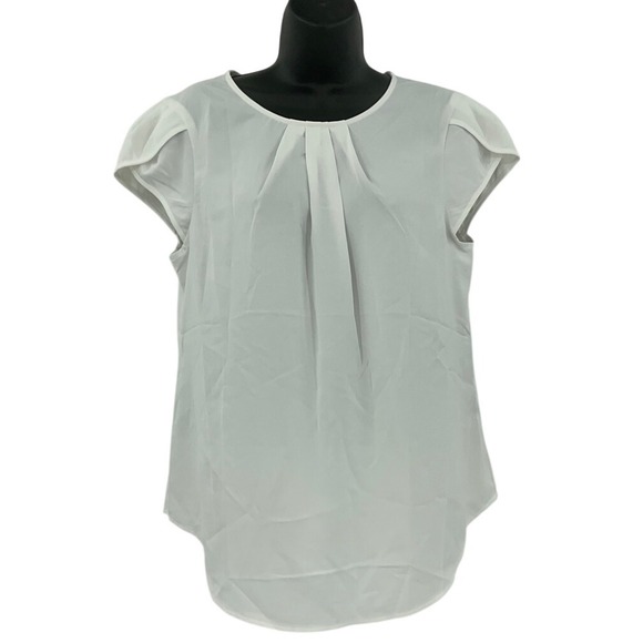 Tops - Women's‎ Medium White Chiffon Blouse Size Medium #1066